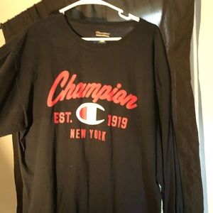 Men’s champion long sleeve shirt!